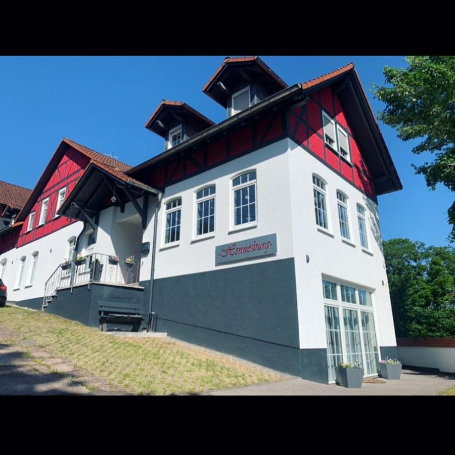 فندق Haus Hennesburg, Garni إيزيناخ المظهر الخارجي الصورة