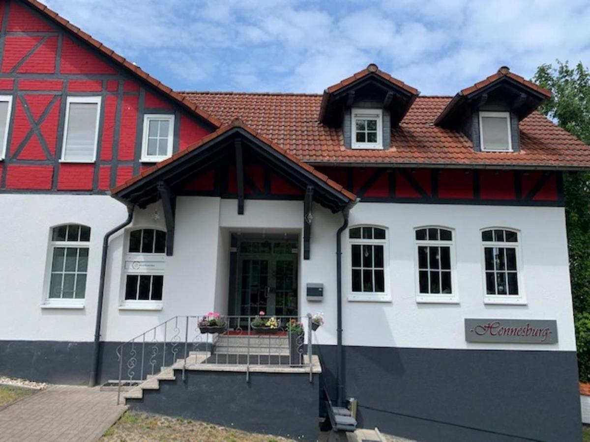 فندق Haus Hennesburg, Garni إيزيناخ المظهر الخارجي الصورة
