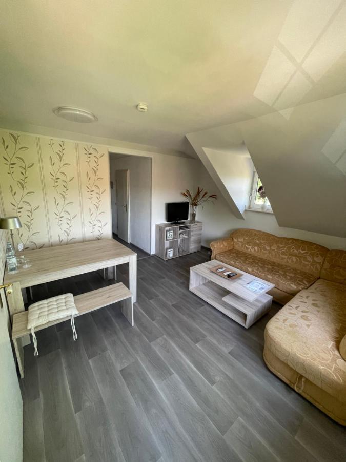 فندق Haus Hennesburg, Garni إيزيناخ المظهر الخارجي الصورة